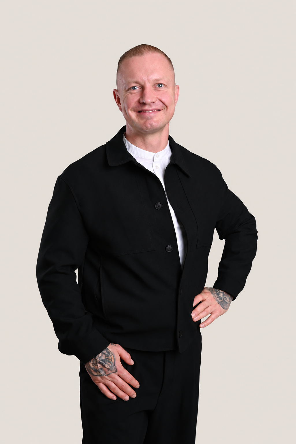 Portrait of Tom Singer